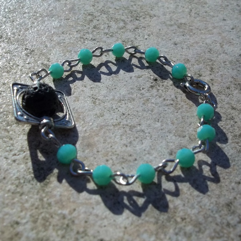 Children's Beaded Diffuser Bracelet